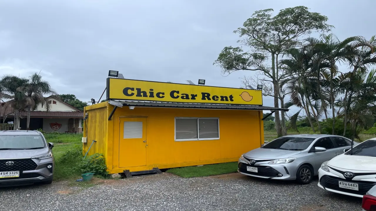 chic_car_rent_company_view_02