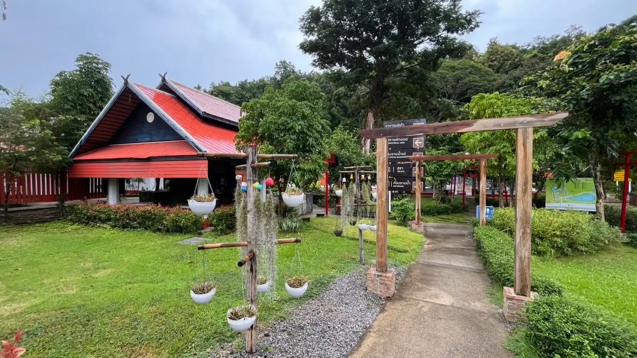 huai_sai_khao_hot_spring_01