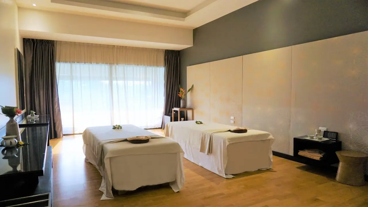 parvati_spa_twin_room_front_angle_01